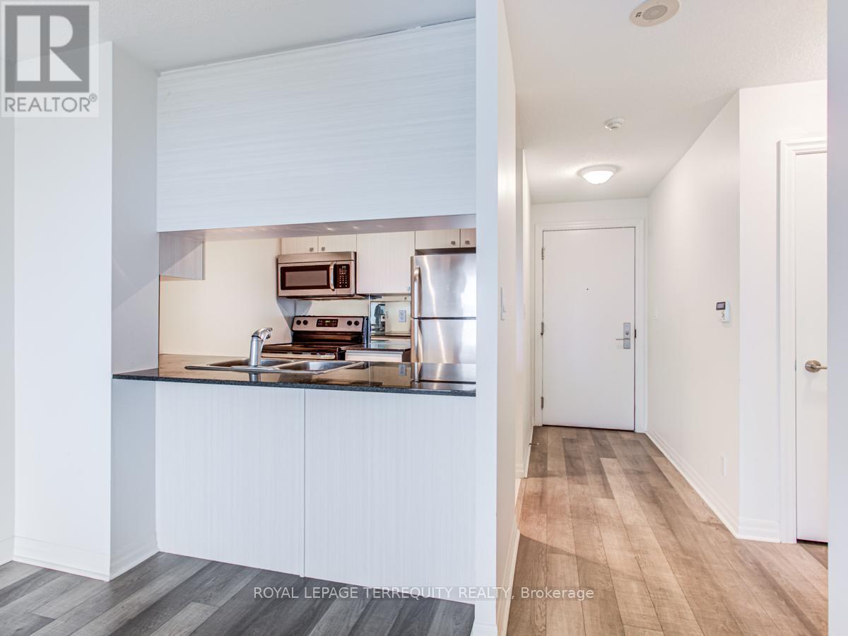 2202 - 2015 Sheppard Avenue E, Toronto, Ontario  M2J 1W6 - Photo 12 - C13719528