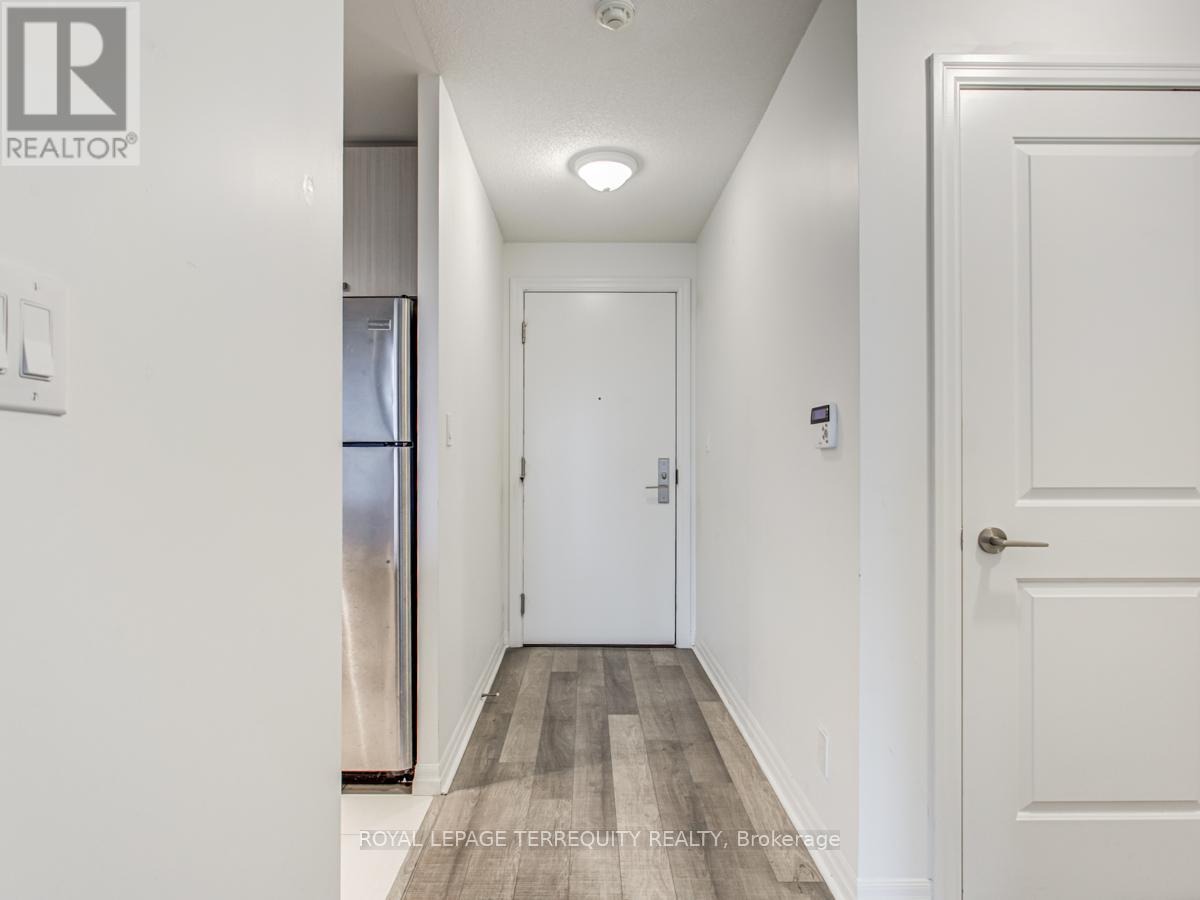 2202 - 2015 Sheppard Avenue E, Toronto, Ontario  M2J 1W6 - Photo 2 - C13719528