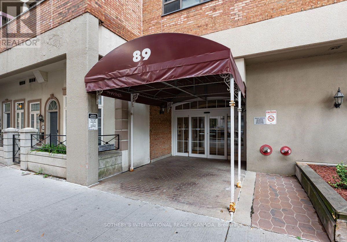 520 - 89 MCCAUL STREET, Toronto, Ontario