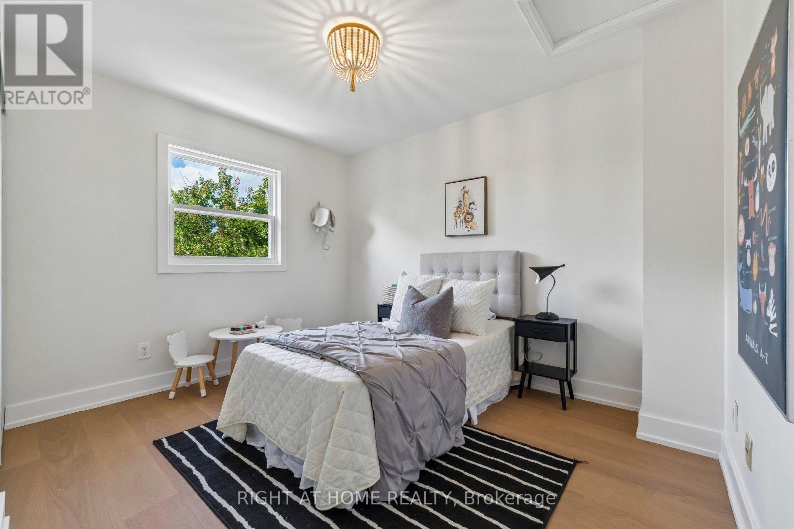 16 Ian Fleming Crescent, Whitby, Ontario  L1R 2E2 - Photo 15 - E13719586