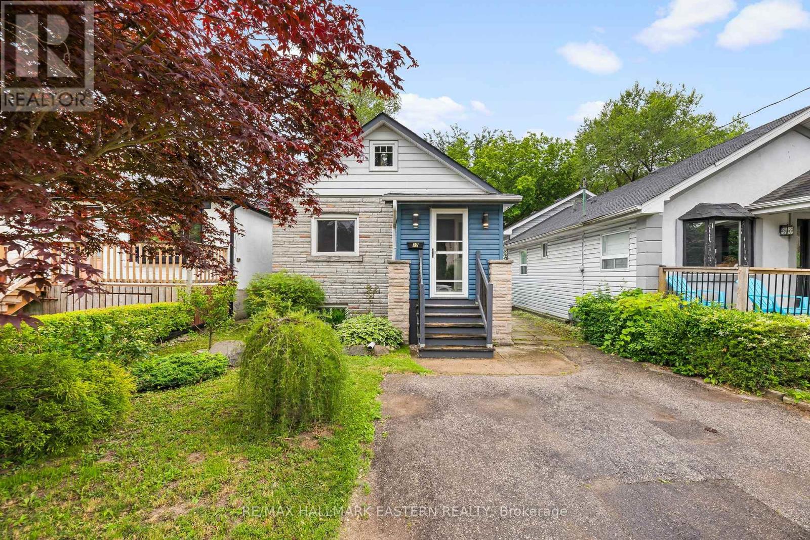 87 CRAIGLEE DRIVE, Toronto, Ontario