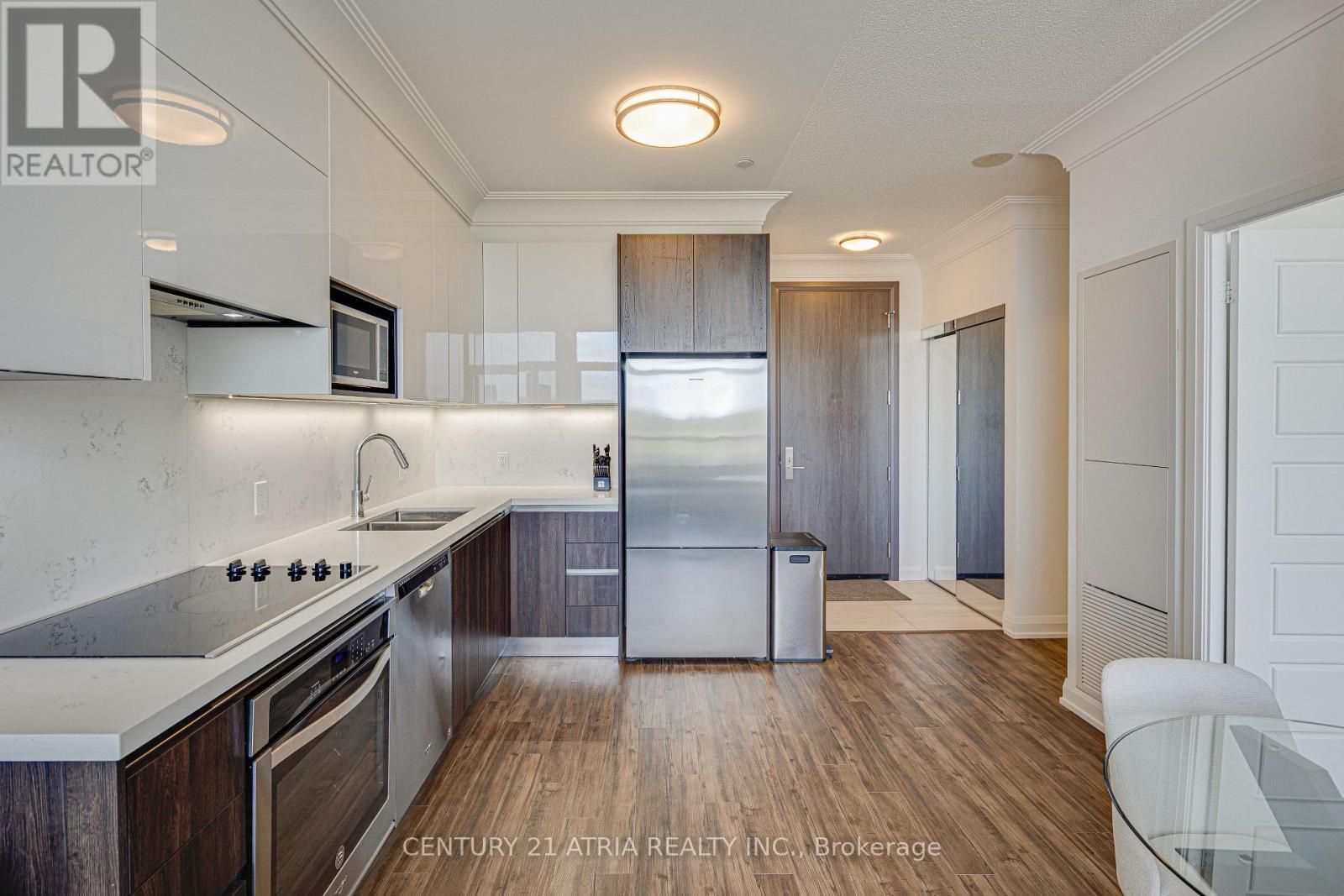 Rg15 - 25 Water Walk Drive, Markham, Ontario  L6G 0G3 - Photo 4 - N13719512