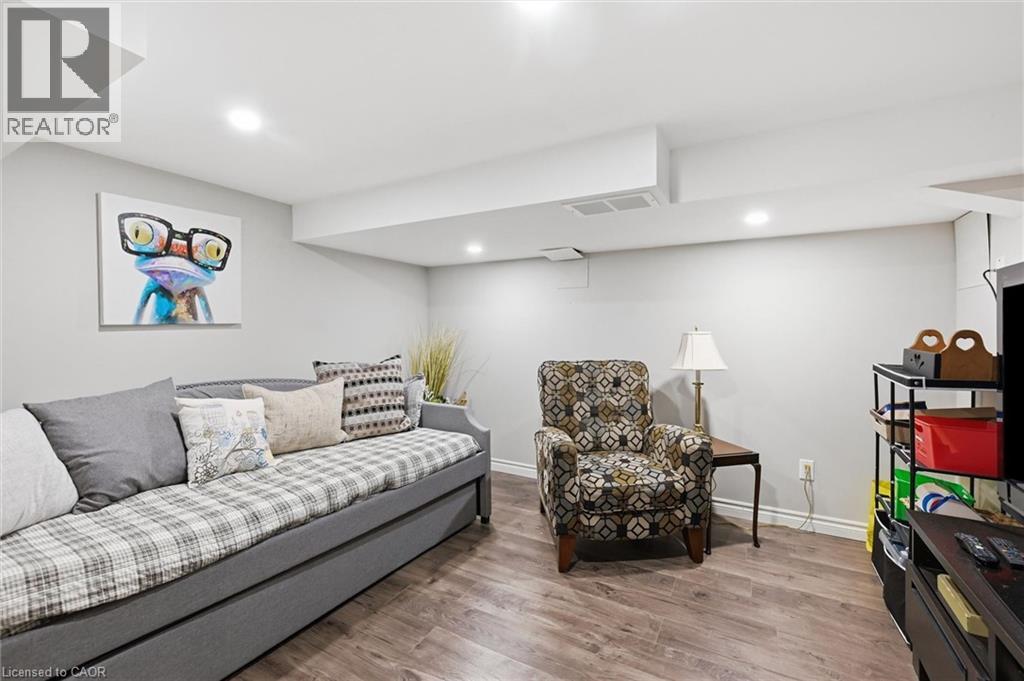 6 Kerman Avenue, Grimsby, Ontario  L3M 3W4 - Photo 31 - 40858895
