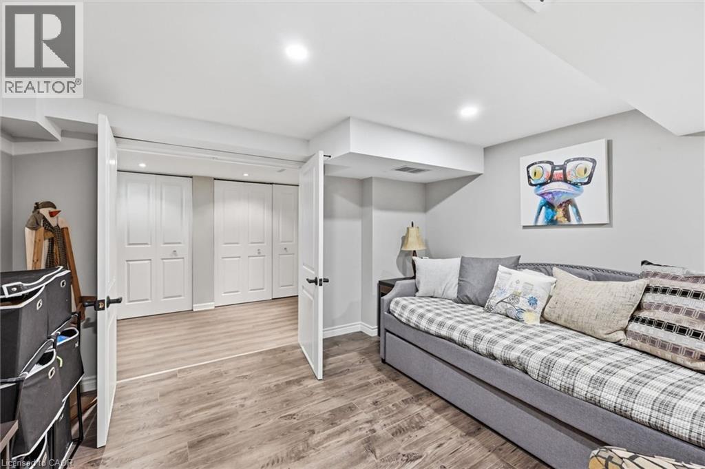 6 Kerman Avenue, Grimsby, Ontario  L3M 3W4 - Photo 32 - 40858895