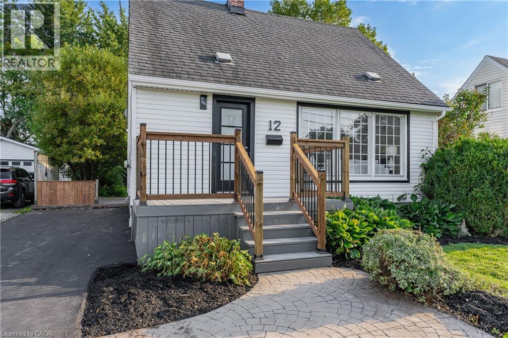 12 Admiral Road, St. Catharines, Ontario  L2P 1G5 - Photo 5 - 40858808