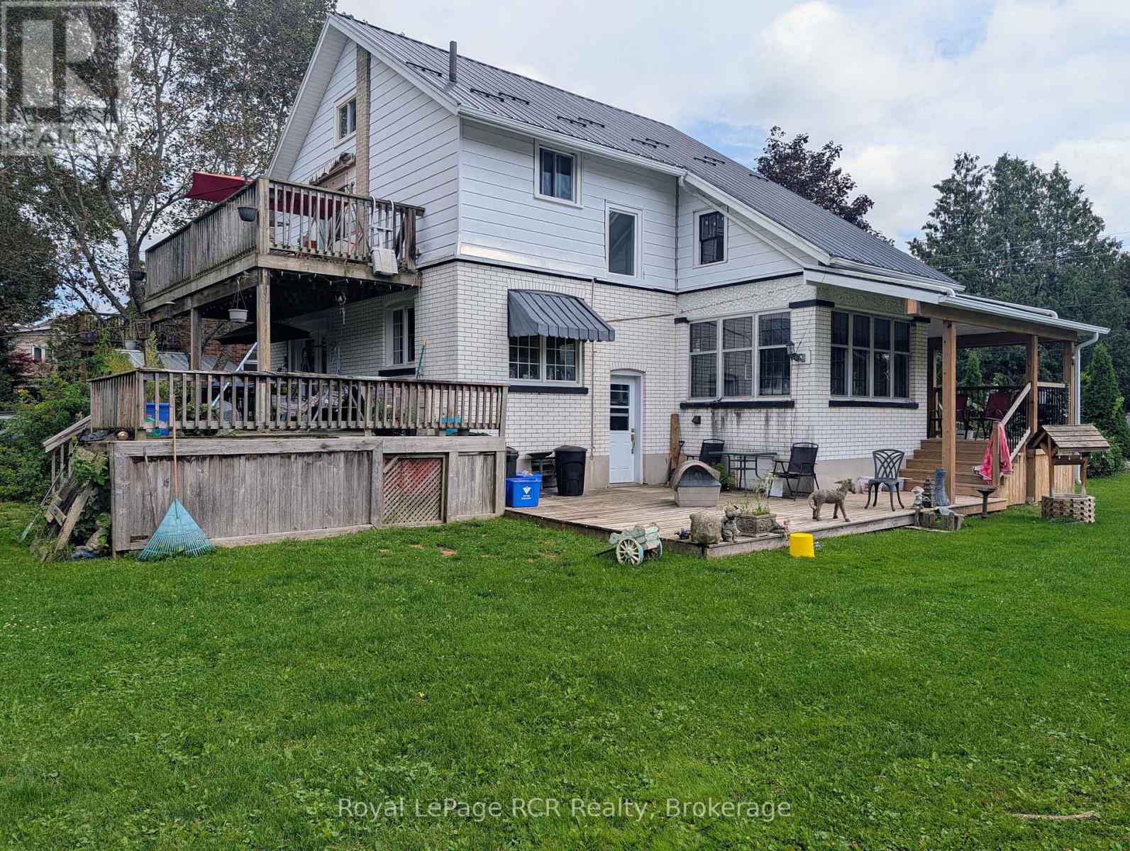 376 George Street E — photo 3