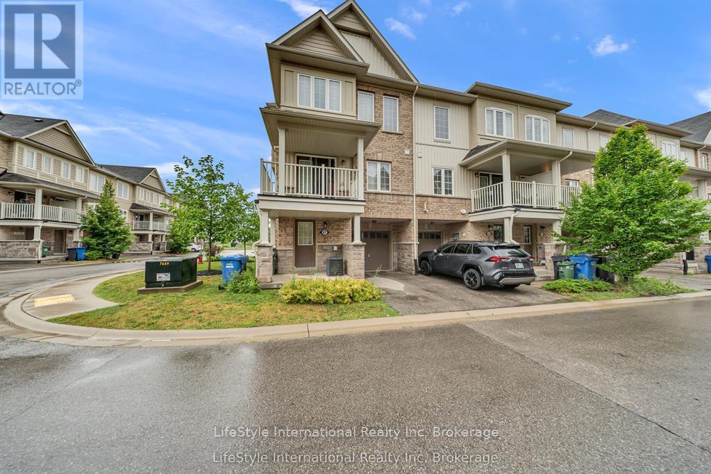 87 - 88 Decorso Drive, Guelph, Ontario  N1L 0A9 - Photo 1 - X13719506