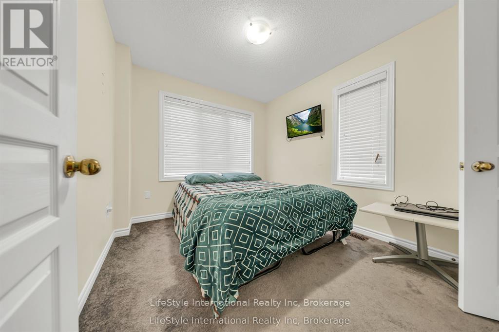 87 - 88 Decorso Drive, Guelph, Ontario  N1L 0A9 - Photo 10 - X13719506