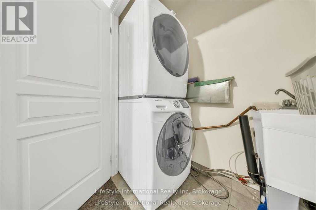 87 - 88 Decorso Drive, Guelph, Ontario  N1L 0A9 - Photo 12 - X13719506