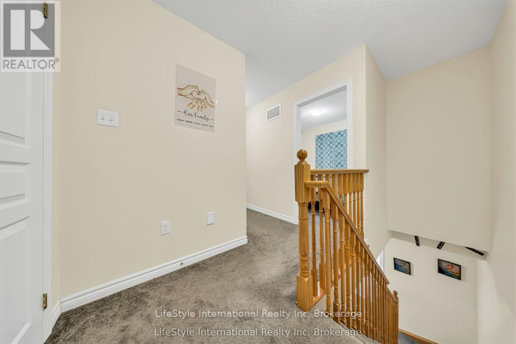 87 - 88 Decorso Drive, Guelph, Ontario  N1L 0A9 - Photo 7 - X13719506