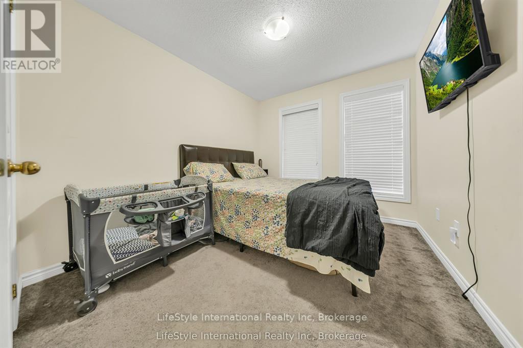 87 - 88 Decorso Drive, Guelph, Ontario  N1L 0A9 - Photo 9 - X13719506