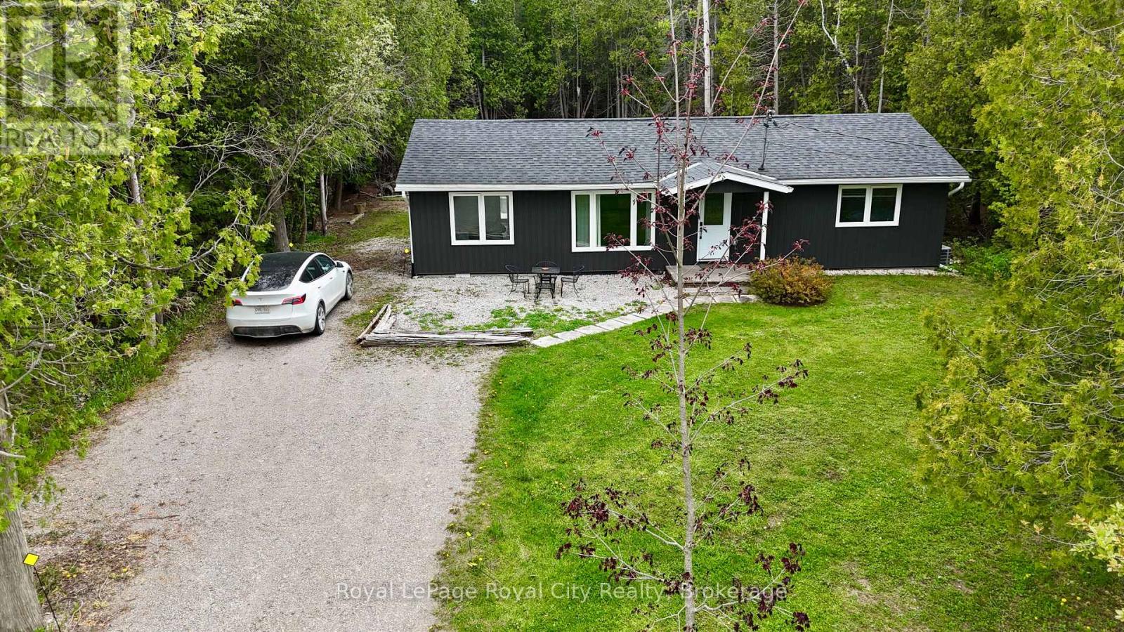 7221 6 Highway, Northern Bruce Peninsula, Ontario  N0H 2R0 - Photo 3 - X13719524