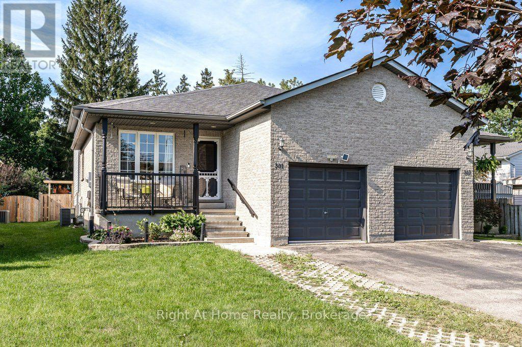301 Norman Street, Stratford, Ontario  N5A 7Y3 - Photo 1 - X13719574