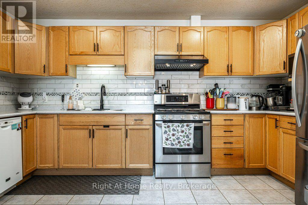 301 Norman Street, Stratford, Ontario  N5A 7Y3 - Photo 19 - X13719574