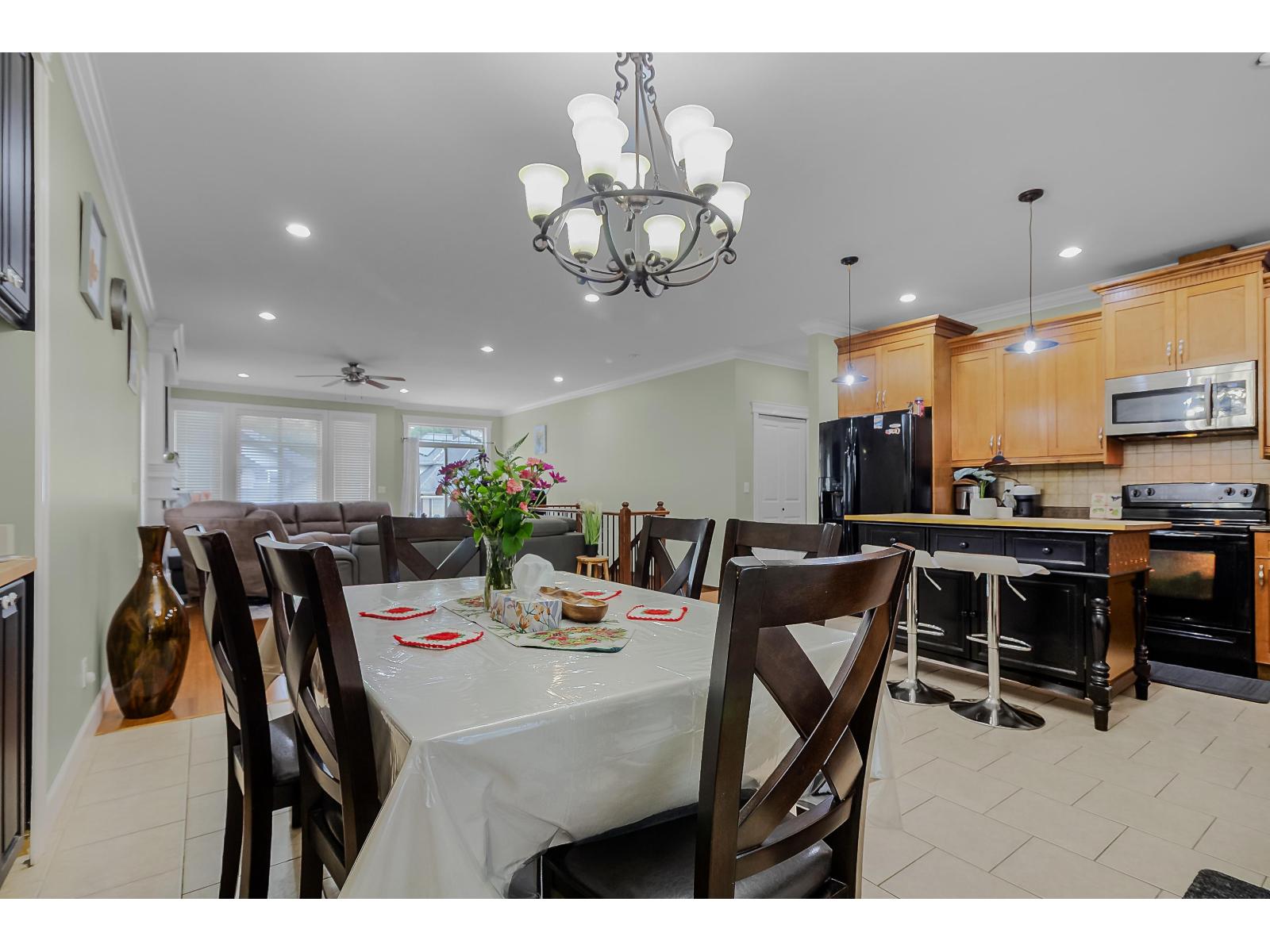 46225 Kermode Crescent, Promontory, Chilliwack, British Columbia  V2R 0C7 - Photo 7 - R3159366