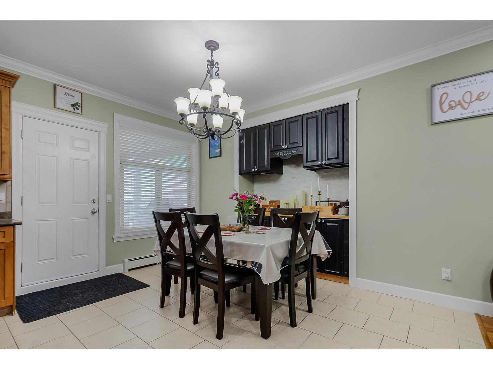 46225 Kermode Crescent, Promontory, Chilliwack, British Columbia  V2R 0C7 - Photo 6 - R3159366