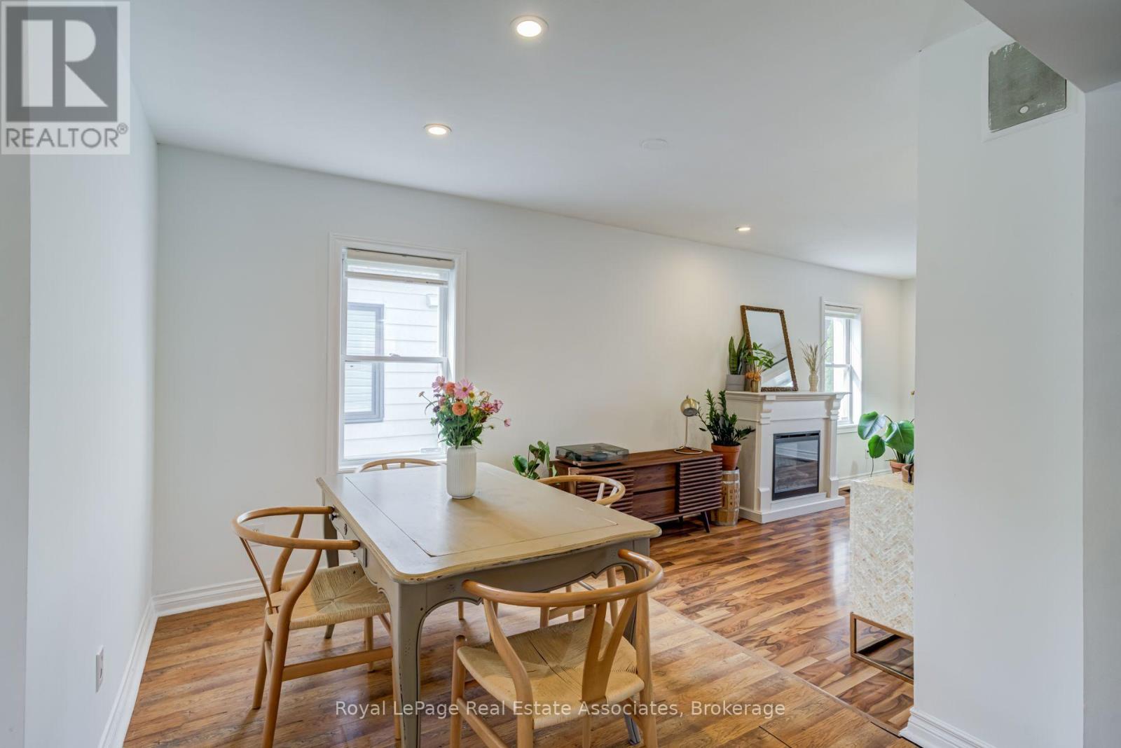 889 Third Street, Mississauga, Ontario  L5E 1C2 - Photo 13 - W13719468