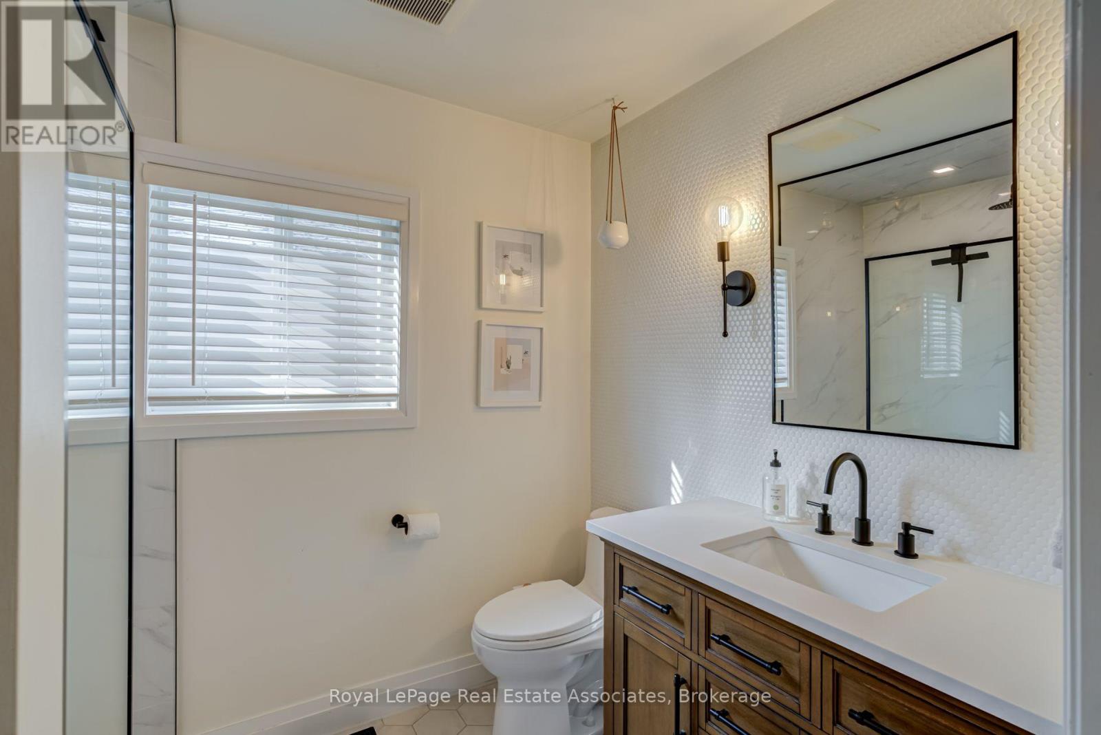 889 Third Street, Mississauga, Ontario  L5E 1C2 - Photo 26 - W13719468