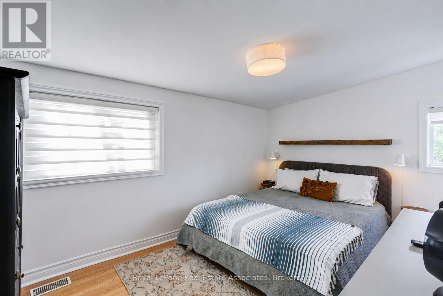 889 Third Street, Mississauga, Ontario  L5E 1C2 - Photo 30 - W13719468