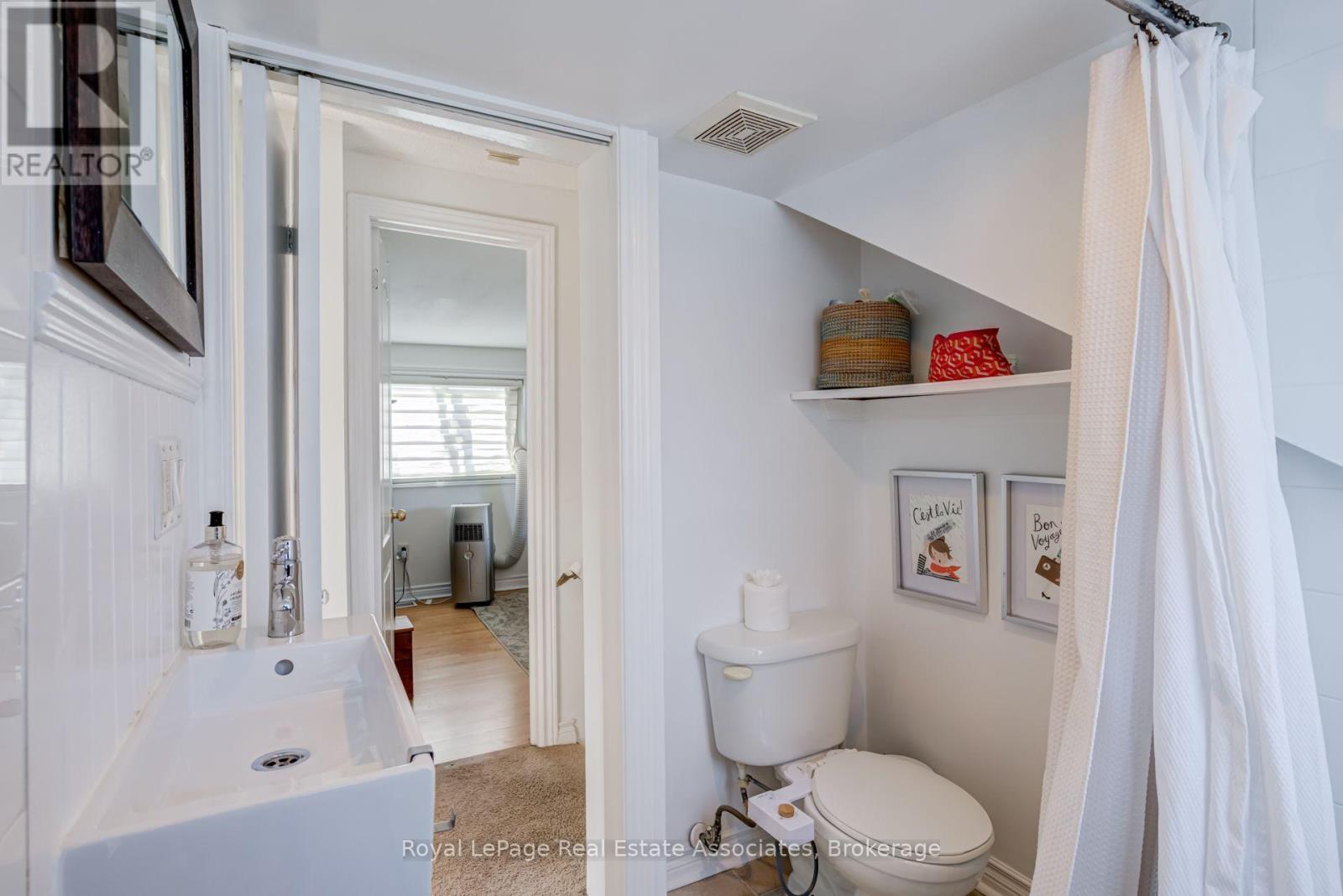 889 Third Street, Mississauga, Ontario  L5E 1C2 - Photo 37 - W13719468