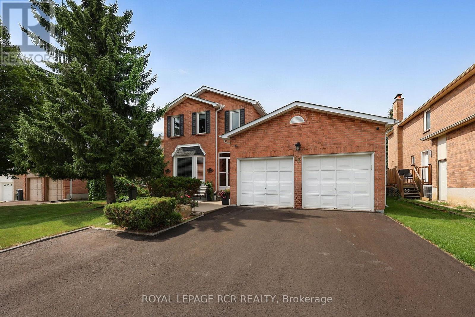 18 Mccabe Crescent, Caledon, Ontario  L7E 5W9 - Photo 3 - W13719478