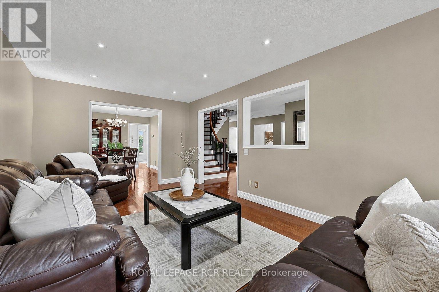 18 Mccabe Crescent, Caledon, Ontario  L7E 5W9 - Photo 7 - W13719478