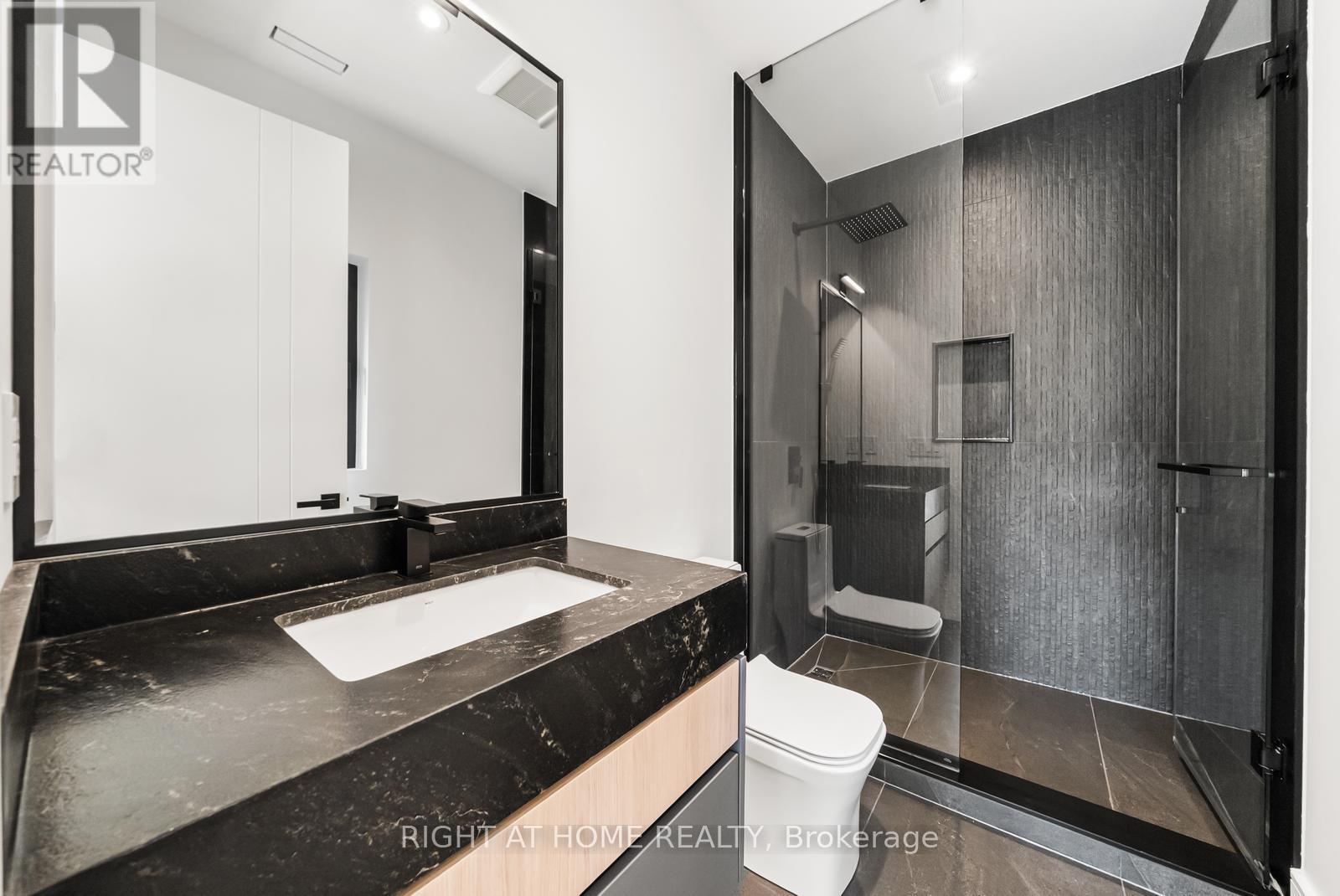 1205 Canterbury Road, Mississauga, Ontario  L5G 4A4 - Photo 30 - W13719546