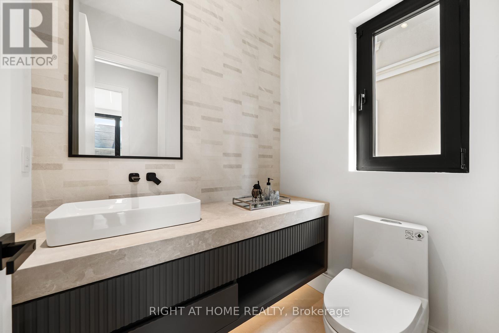 1205 Canterbury Road, Mississauga, Ontario  L5G 4A4 - Photo 6 - W13719546