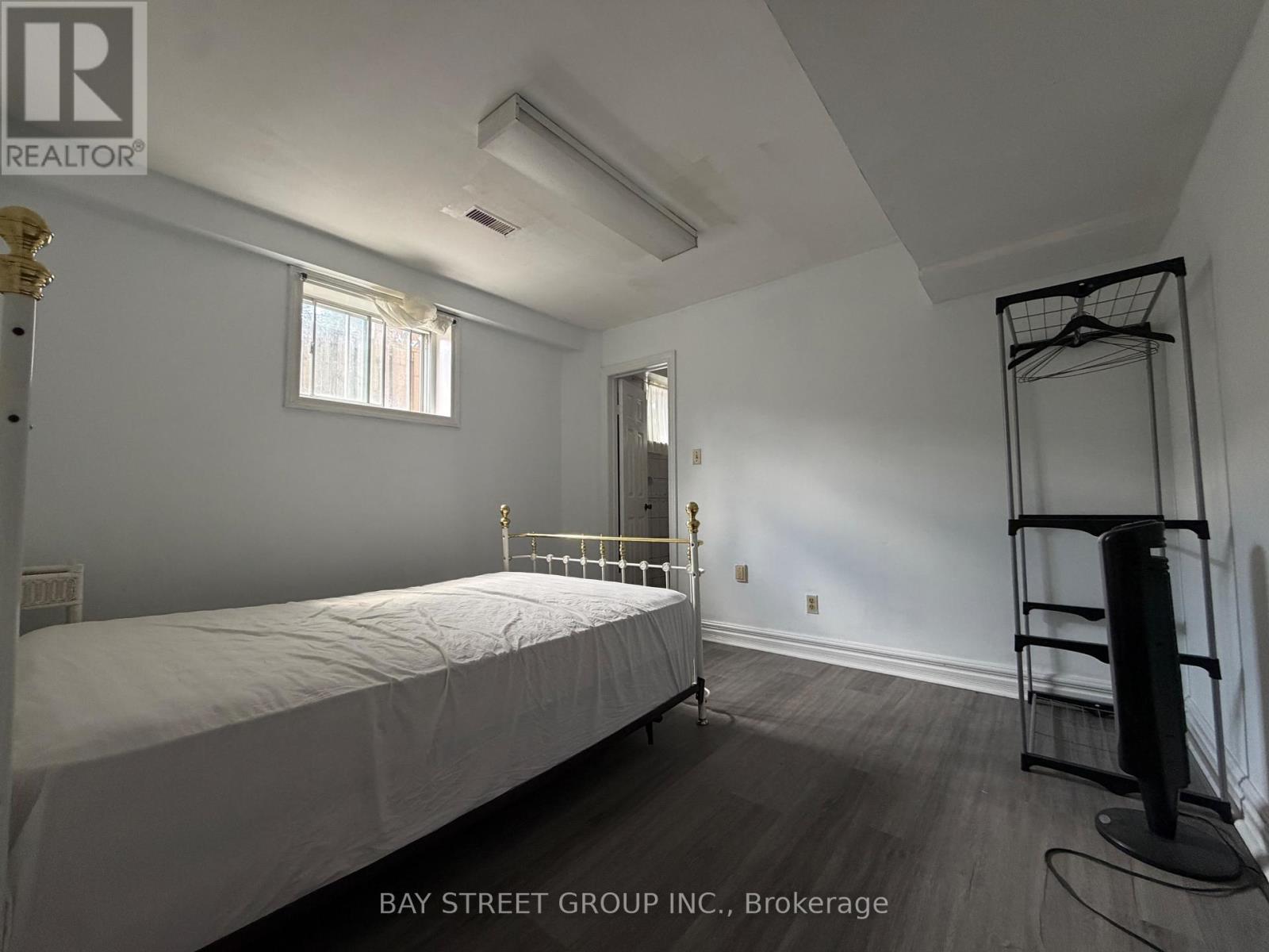 10 Benalto Road, Toronto, Ontario  M6A 2R8 - Photo 13 - W13719572