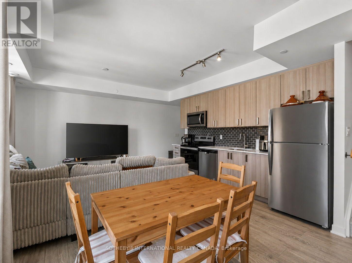 4 - 4017 Hickory Drive, Mississauga, Ontario  L4W 0G6 - Photo 10 - W13719584