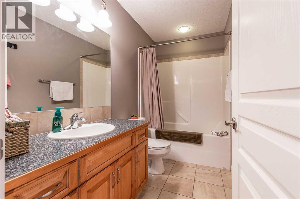 1 Hamptons Close SE, Medicine Hat, Alberta  T1B 0C6 - Photo 25 - A2340166