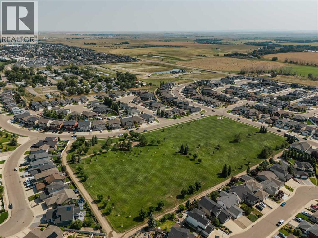 1 Hamptons Close SE, Medicine Hat, Alberta  T1B 0C6 - Photo 2 - A2340166