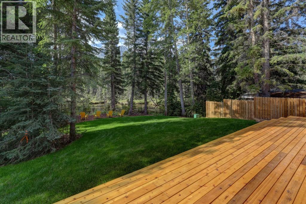 845 14th Street, Canmore, Alberta  T1W 1W7 - Photo 12 - A2340438