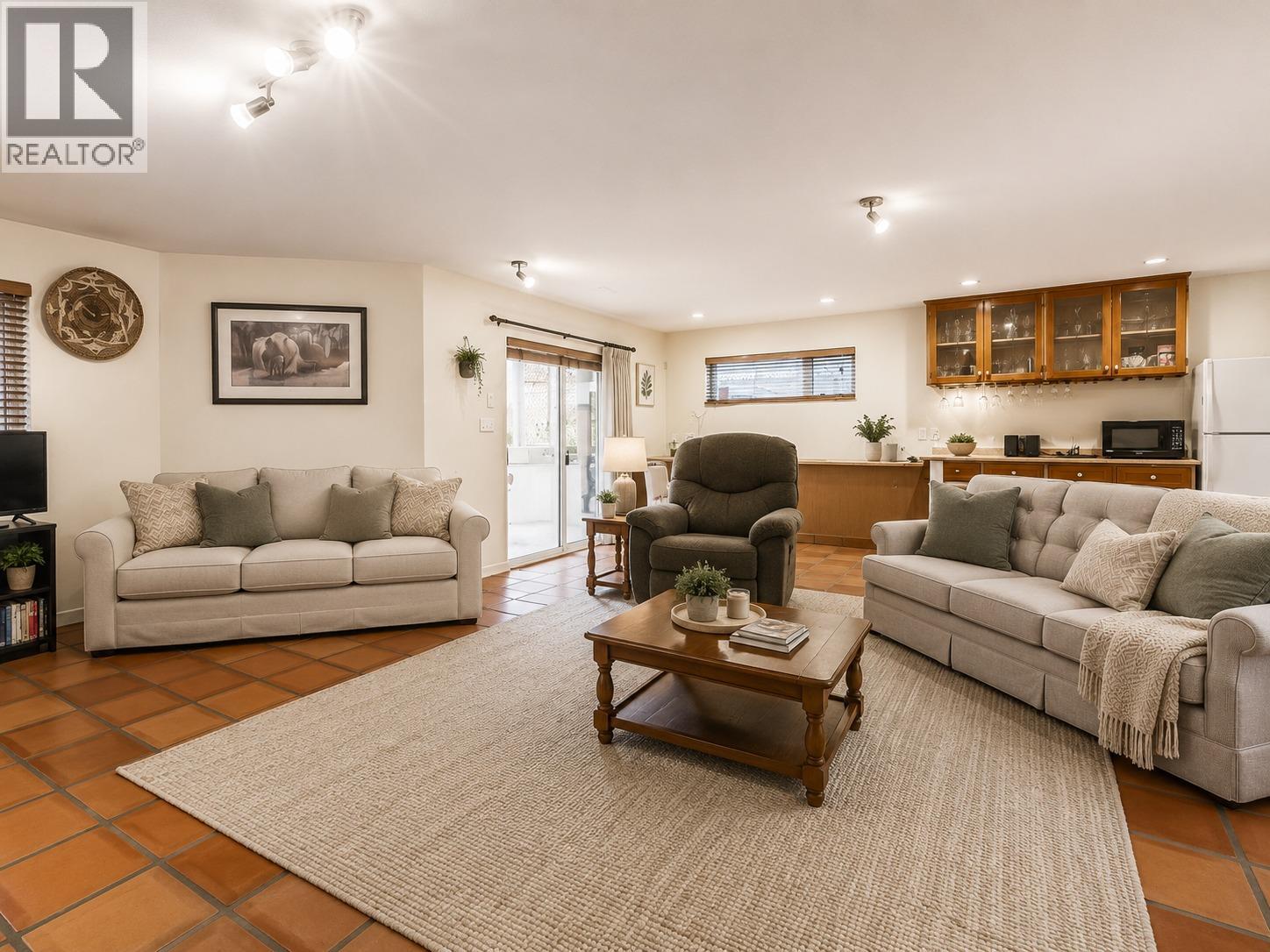 11710 Olympic View Drive, Osoyoos, British Columbia  V0H 1H4 - Photo 8 - 10390326