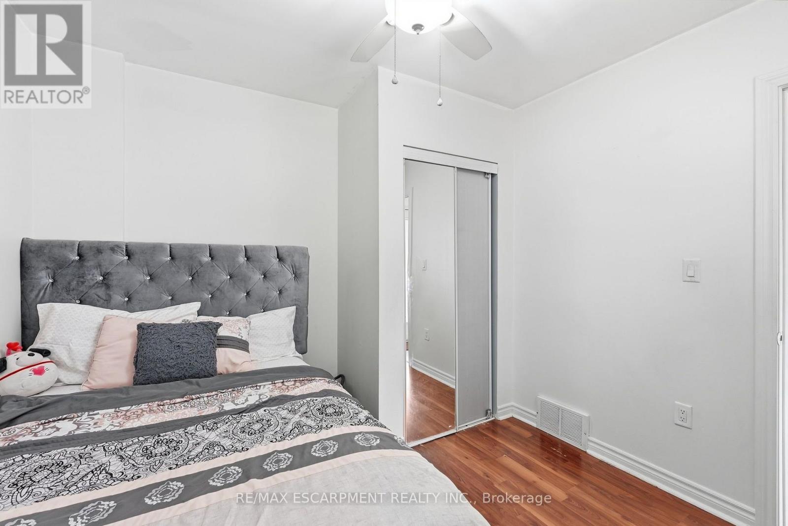 127 Park Row N, Hamilton, Ontario  L8H 4E7 - Photo 11 - X13719462