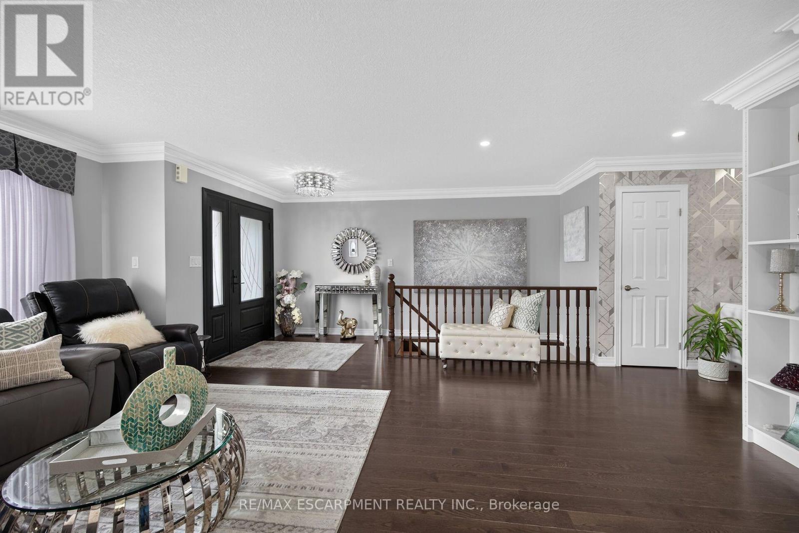 18 Linda Crescent, Haldimand, Ontario  N0A 1H0 - Photo 10 - X13719500