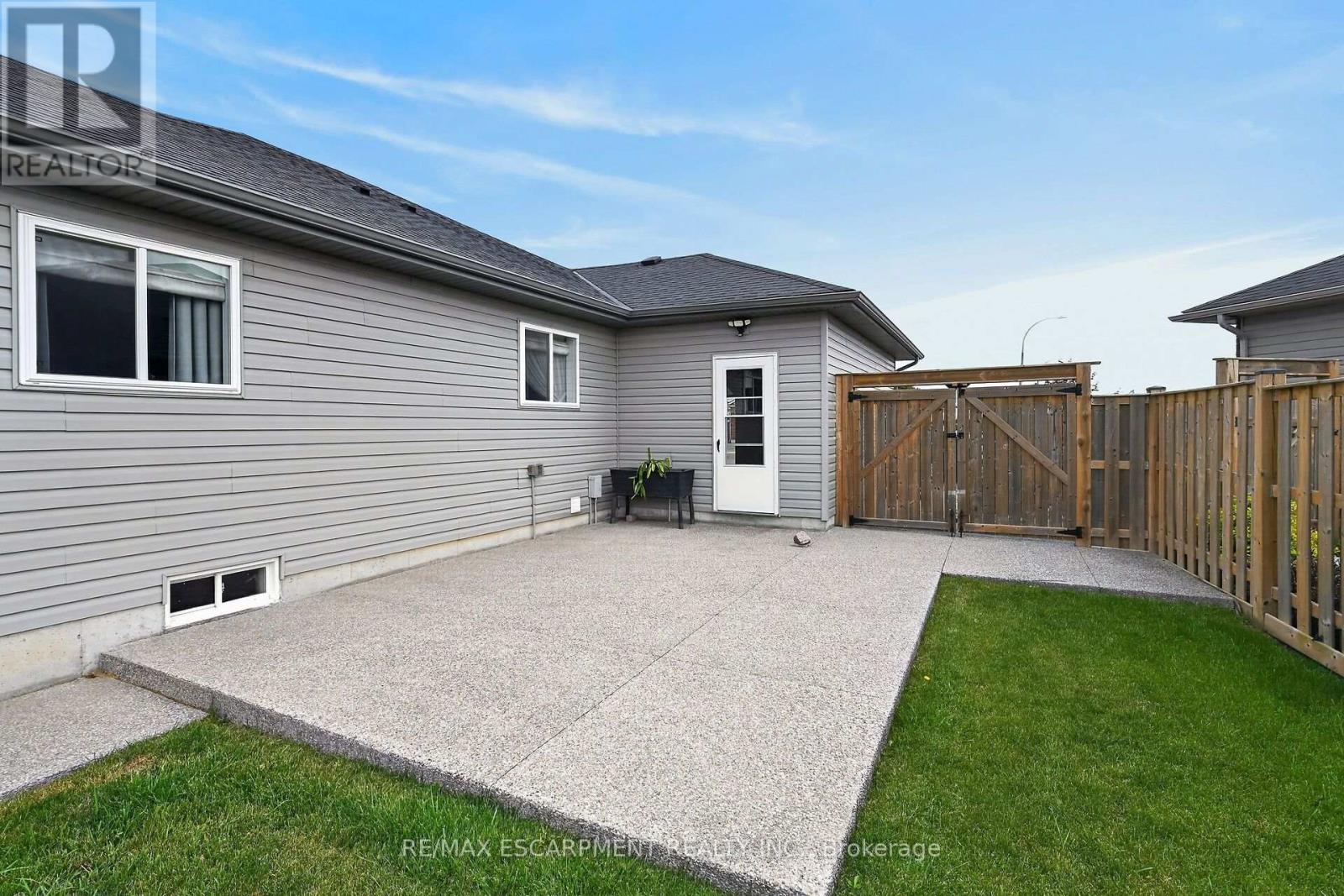 18 Linda Crescent, Haldimand, Ontario  N0A 1H0 - Photo 45 - X13719500