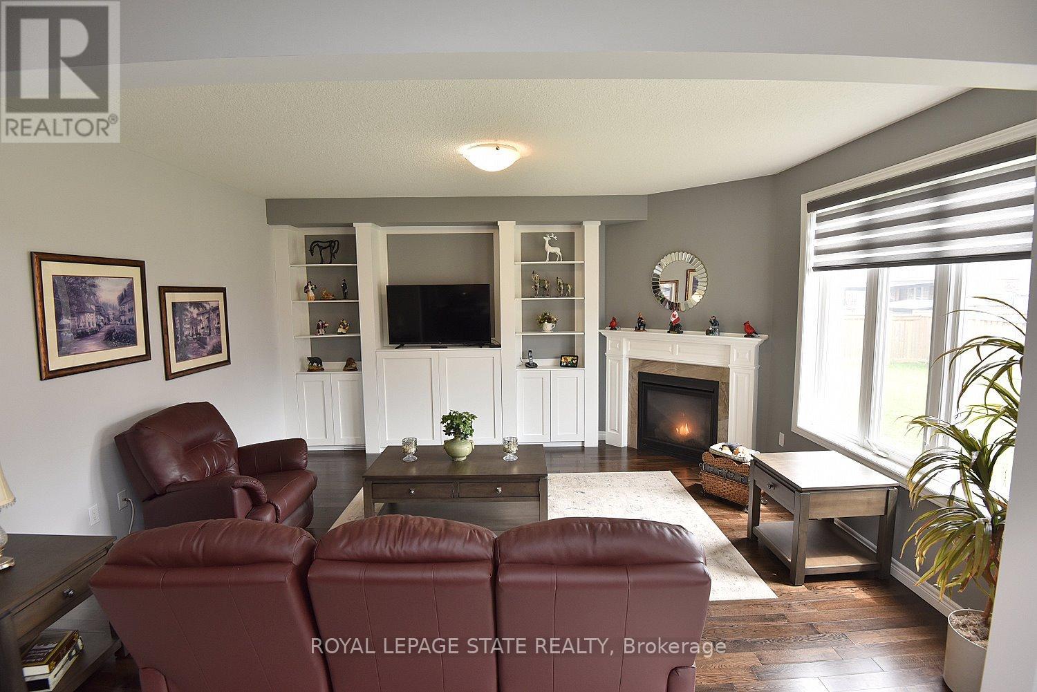 111 Festival Way, Hamilton, Ontario  L0R 1C0 - Photo 8 - X13719538