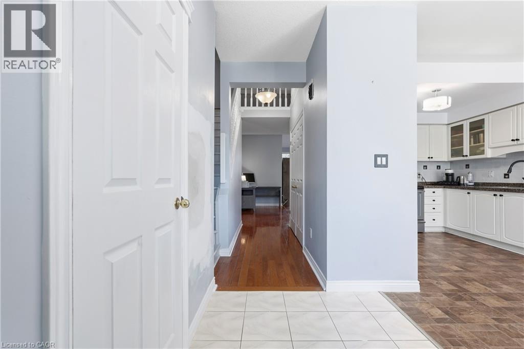 96 Greentrail Drive Unit# 43 — photo 2