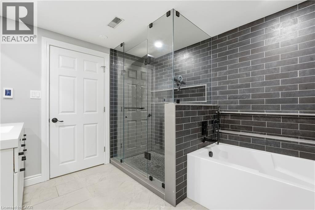 96 Greentrail Drive Unit# 43, Hamilton, Ontario  L0R 1W0 - Photo 32 - 40858885
