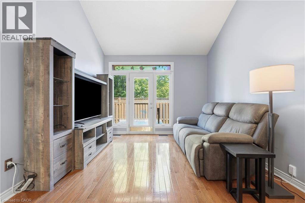 96 Greentrail Drive Unit# 43, Hamilton, Ontario  L0R 1W0 - Photo 6 - 40858885