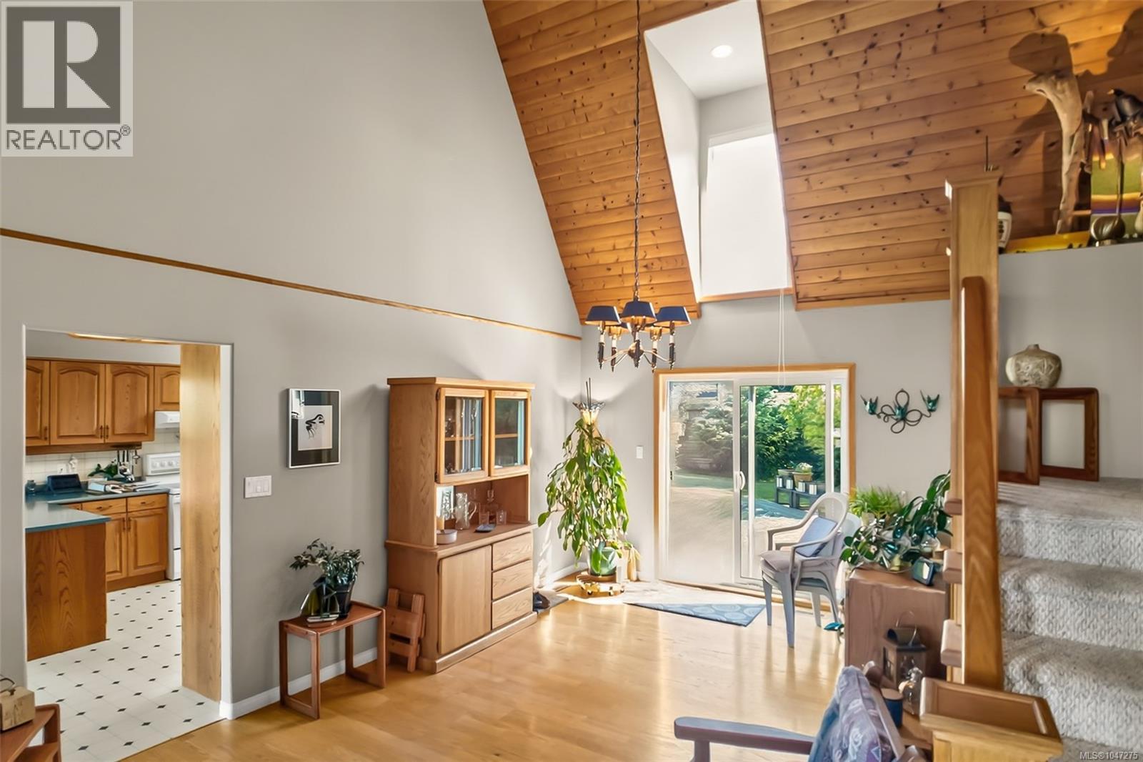 607 Pfeiffer Cres, Tofino, British Columbia  V0R 2Z0 - Photo 28 - 1047275