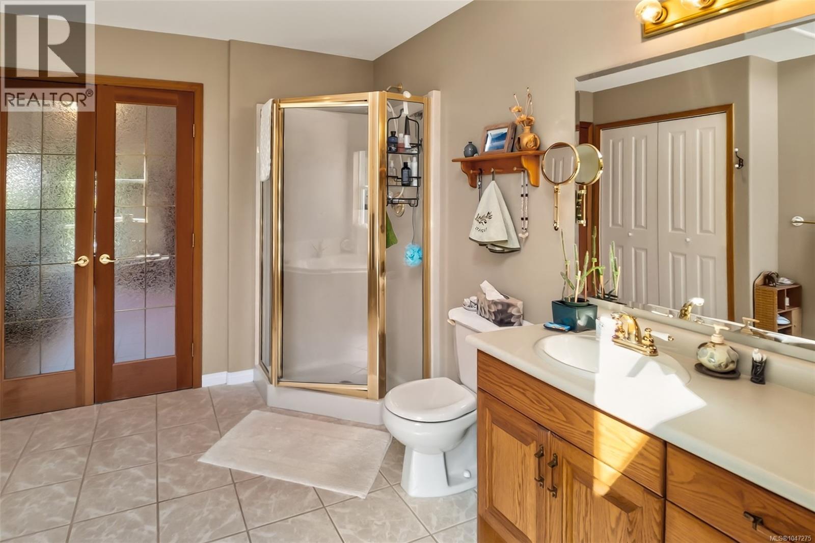 607 Pfeiffer Cres, Tofino, British Columbia  V0R 2Z0 - Photo 36 - 1047275