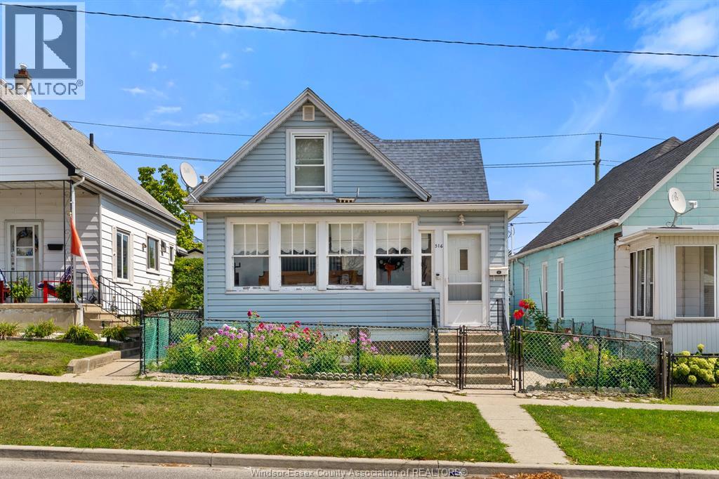 516 Langlois, Windsor, Ontario  N9A 2G4 - Photo 1 - 26020994