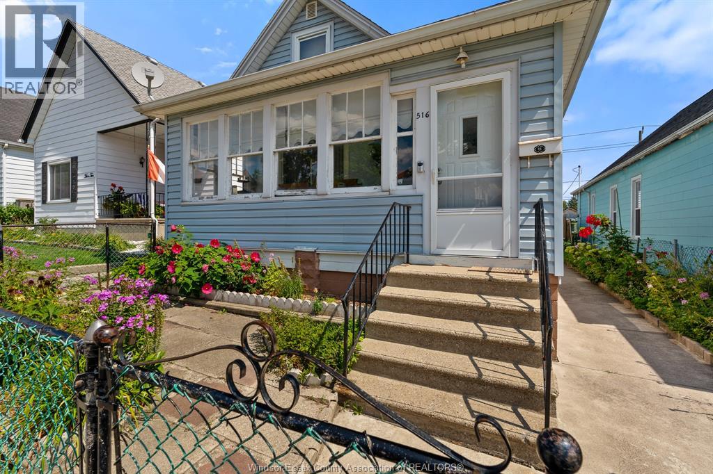 516 Langlois, Windsor, Ontario  N9A 2G4 - Photo 2 - 26020994