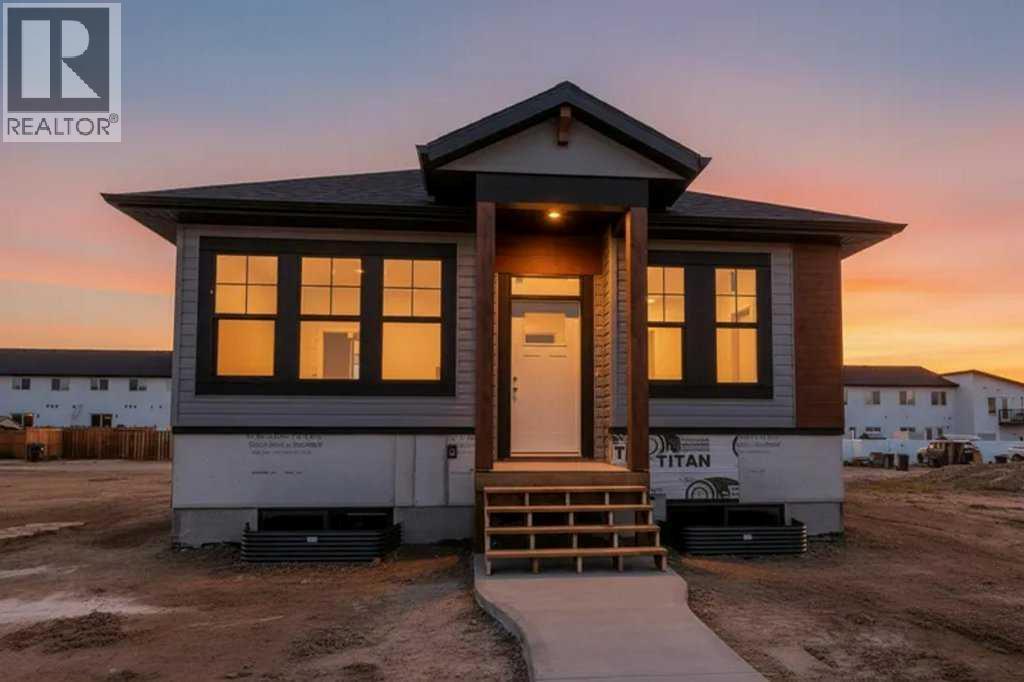 25 Ian Way, Sylvan Lake, Alberta  T4S 0W5 - Photo 23 - A2340591