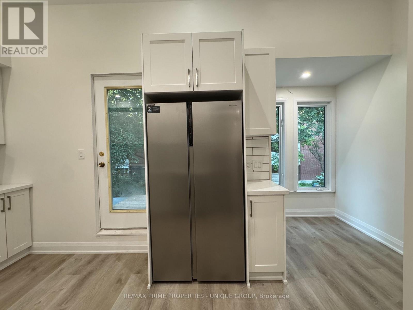2 - 62 Henry Street, Toronto, Ontario M5T 1X2 - Photo 5 - C13701768