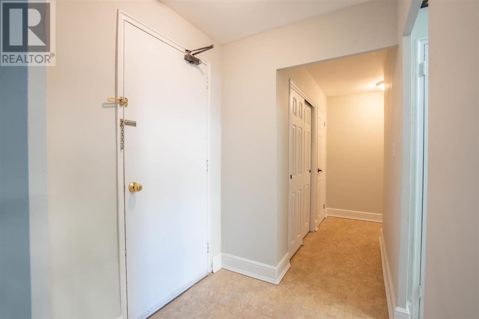 99 Pine St # 101, Sault Ste. Marie, Ontario  P6A 3Y3 - Photo 3 - SM262344