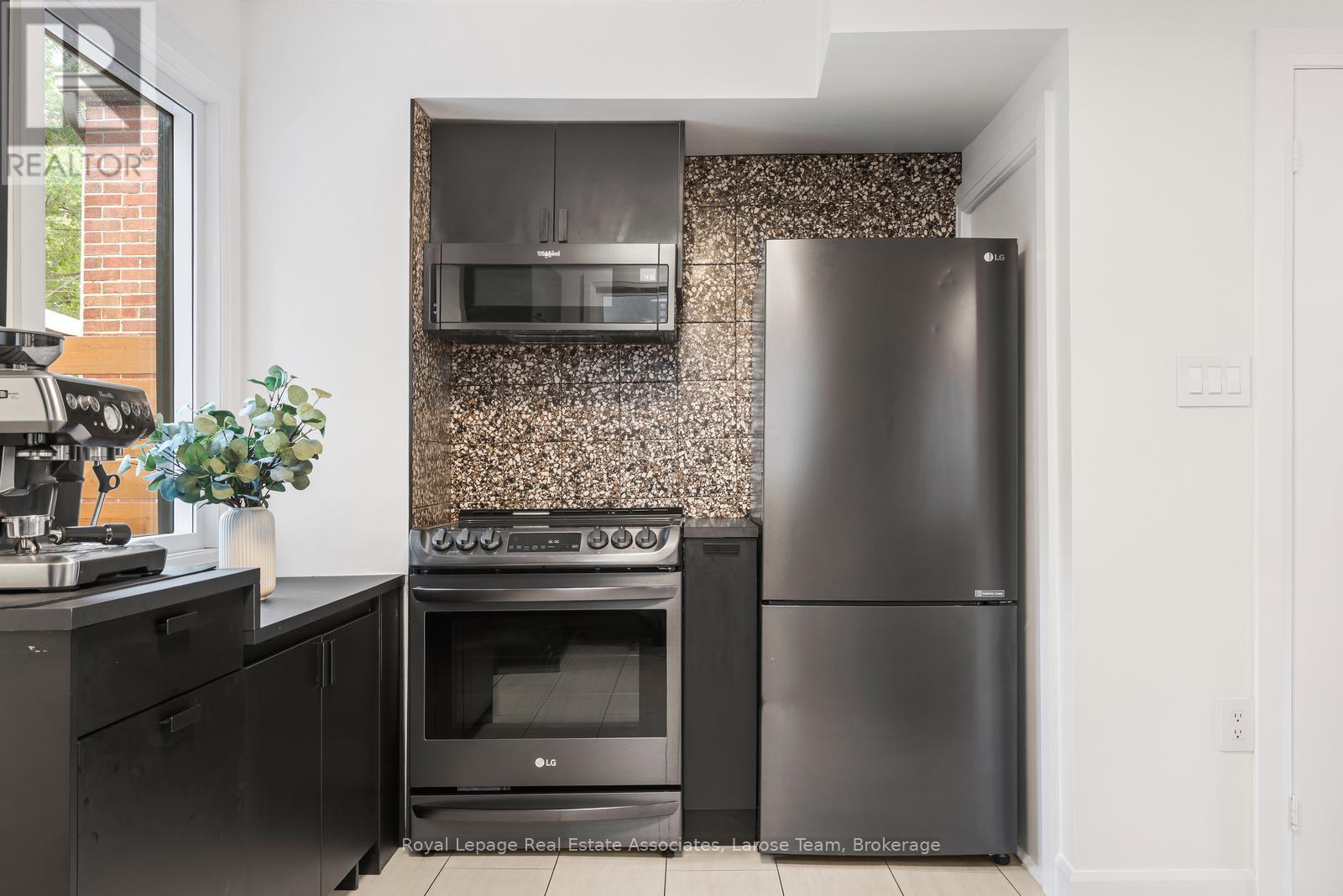 28 Thirtieth Street, Toronto, Ontario  M8W 3B6 - Photo 16 - W13714404
