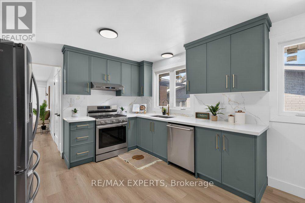 23 Collingdale Road, Toronto, Ontario  M9V 3R2 - Photo 12 - W13718076